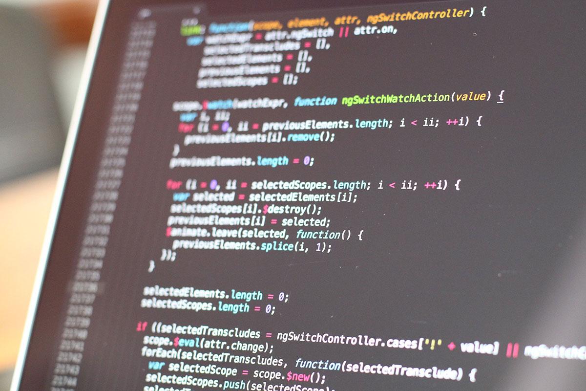 Twee lekken in PHP-code (programmeertaal-laptop.jpg)